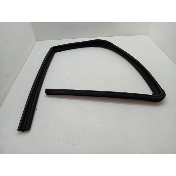 Borracha Vidro Dianteiro Esquerdo Chevrolet Onix Ltz 2019