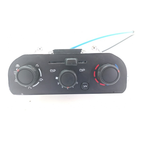 Botao Comando Do Ar Renault Kwid Zen 10mt 2020 Usado