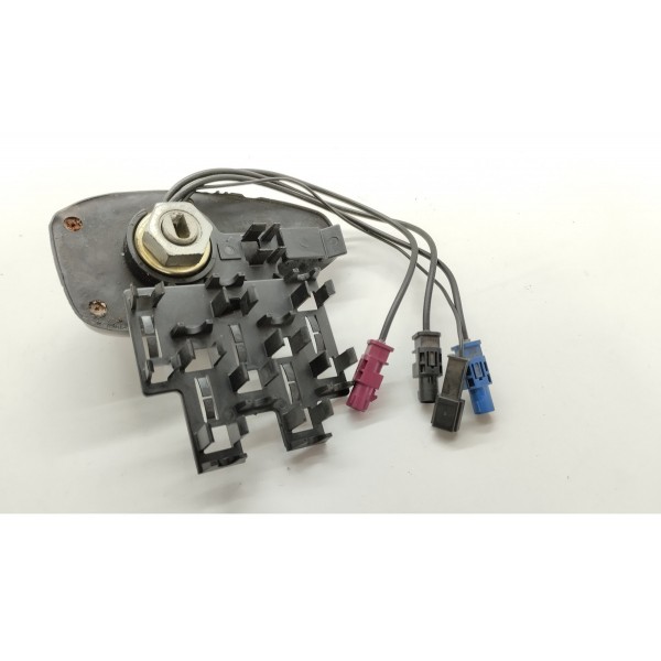Suporte Da Antena Bmw 120 130i Sport 2010 A 2015