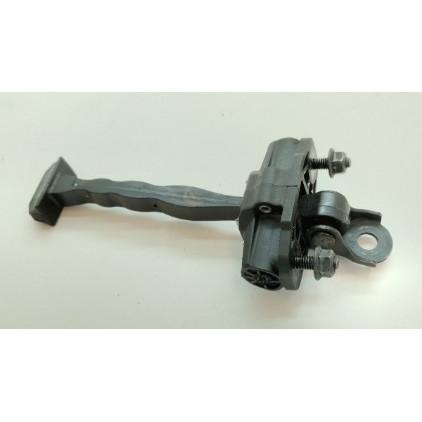 Limitador Dianteiro Esquerdo Gm Tracker 1.2 Turbo 2021