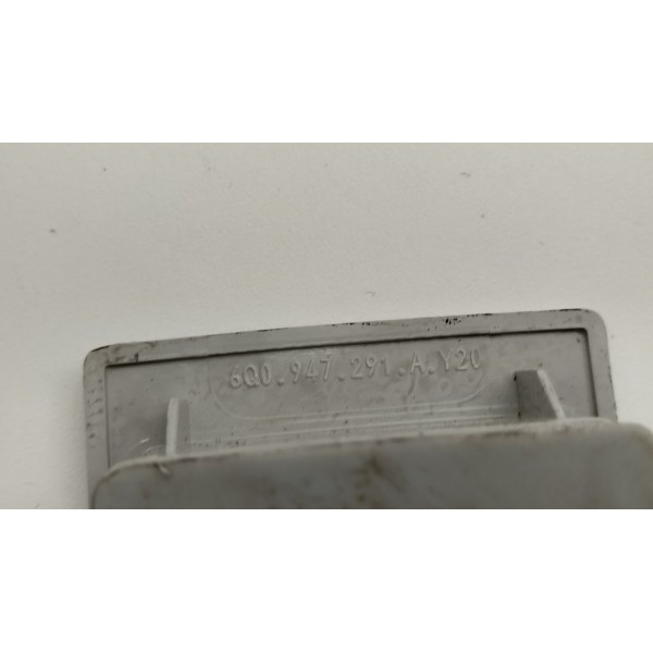 Luz Do Teto Volkswagen Amarok Cd 4x4 Tren 2.0 2014 Usado