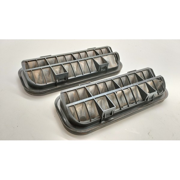Par Difusor De Ar Volkswagen Amarok 4x4 Tren 2.0 2014 Usado