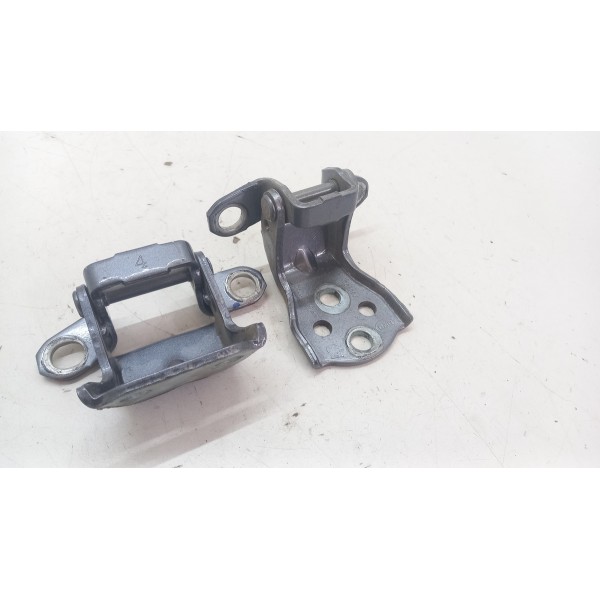 Dobradiça Porta Traseira Esquerdo Byd Dolphin Gs 2024 Usado