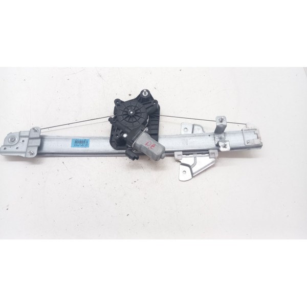 Maquina De Video Dianteiro Esquerdo Byd Dolphin  2024 Usado