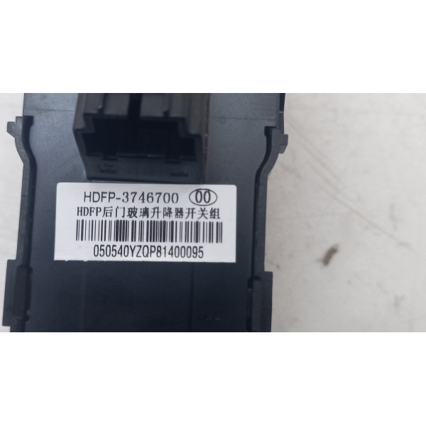 Botão Vidro Porta Traseira Byd Dolphin Gs 180ev 2024 Usado